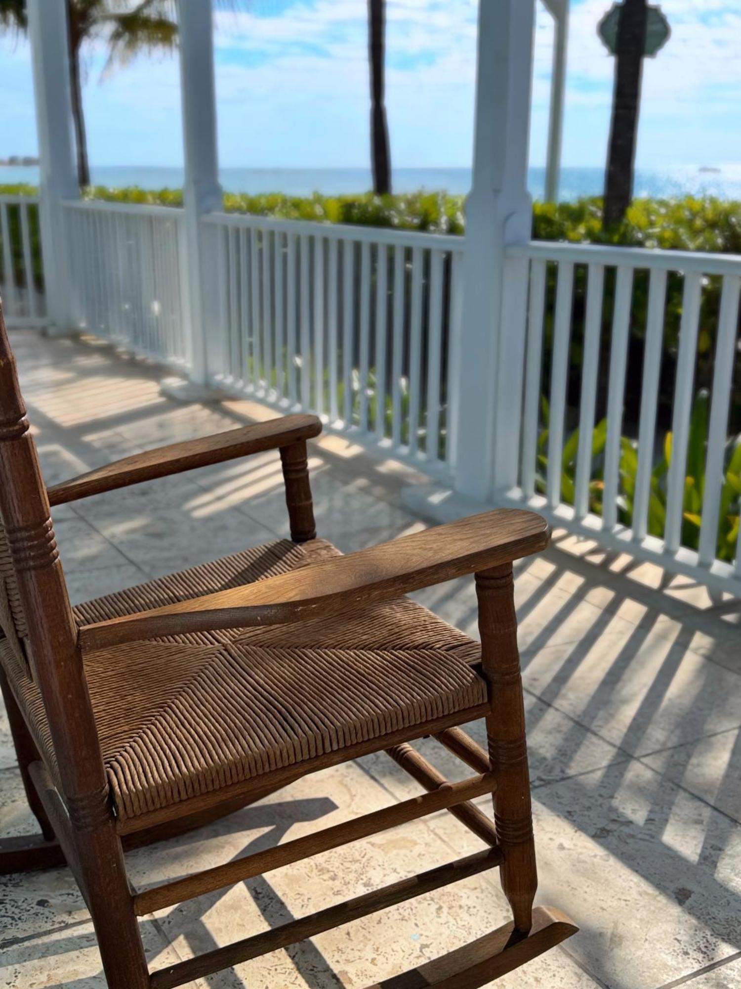 Grand Turk Inn Exteriör bild